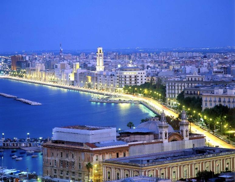 Residenze Unita D'Italia Panzió Bari Kültér fotó