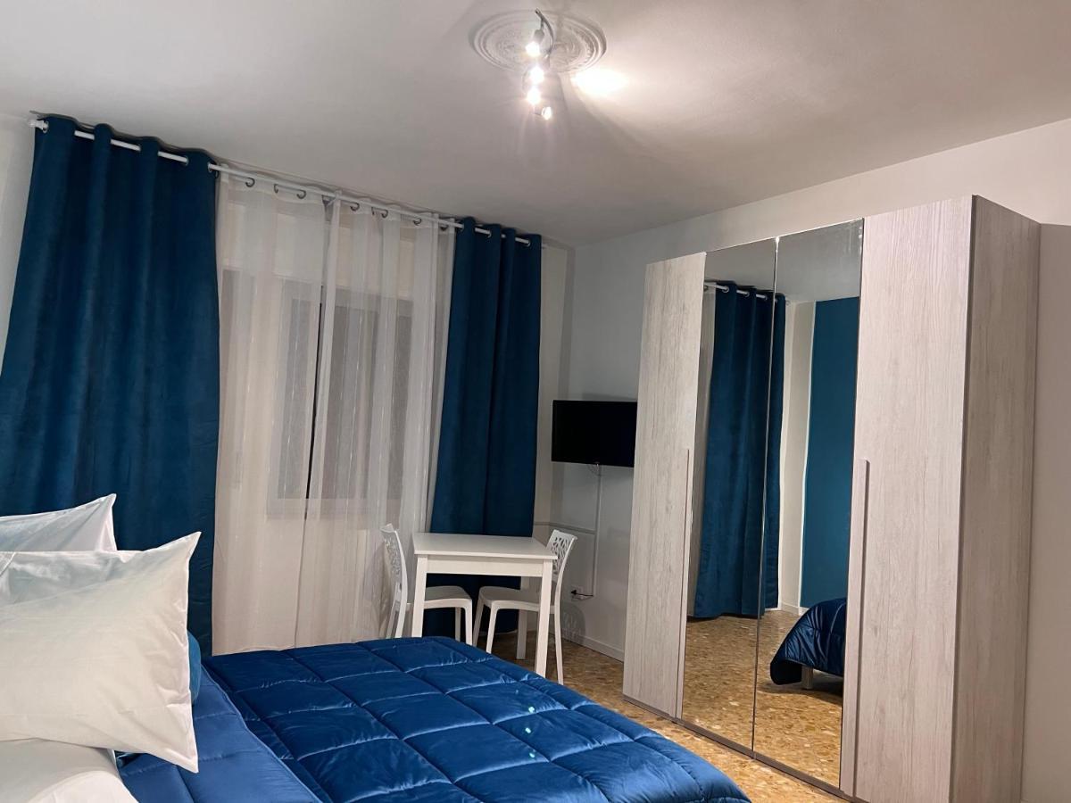 Residenze Unita D'Italia Panzió Bari Kültér fotó