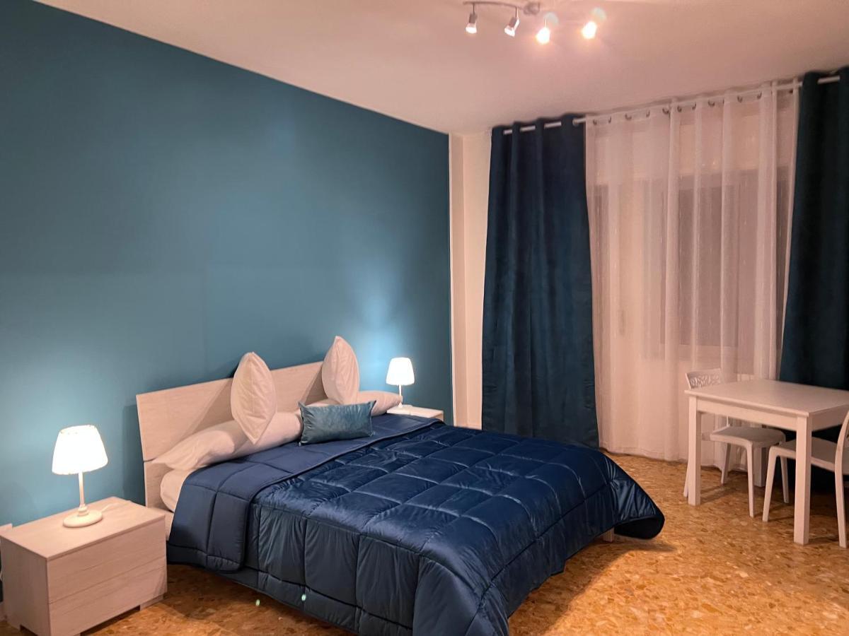 Residenze Unita D'Italia Panzió Bari Kültér fotó