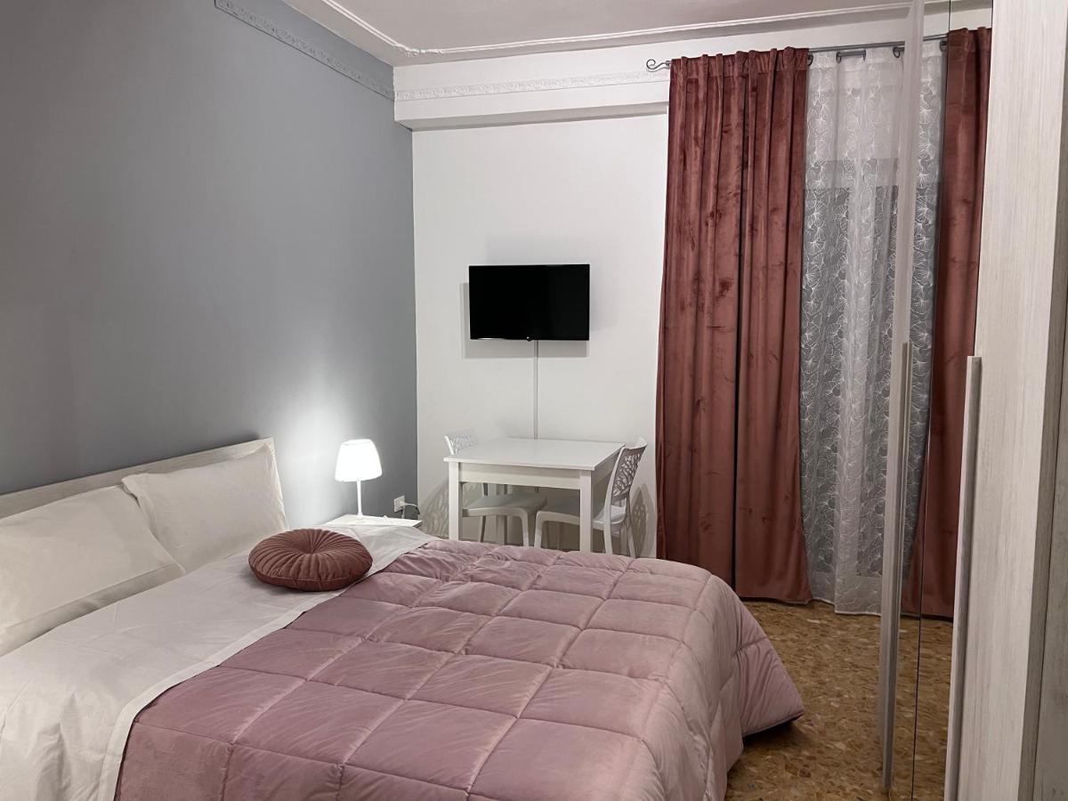Residenze Unita D'Italia Panzió Bari Kültér fotó